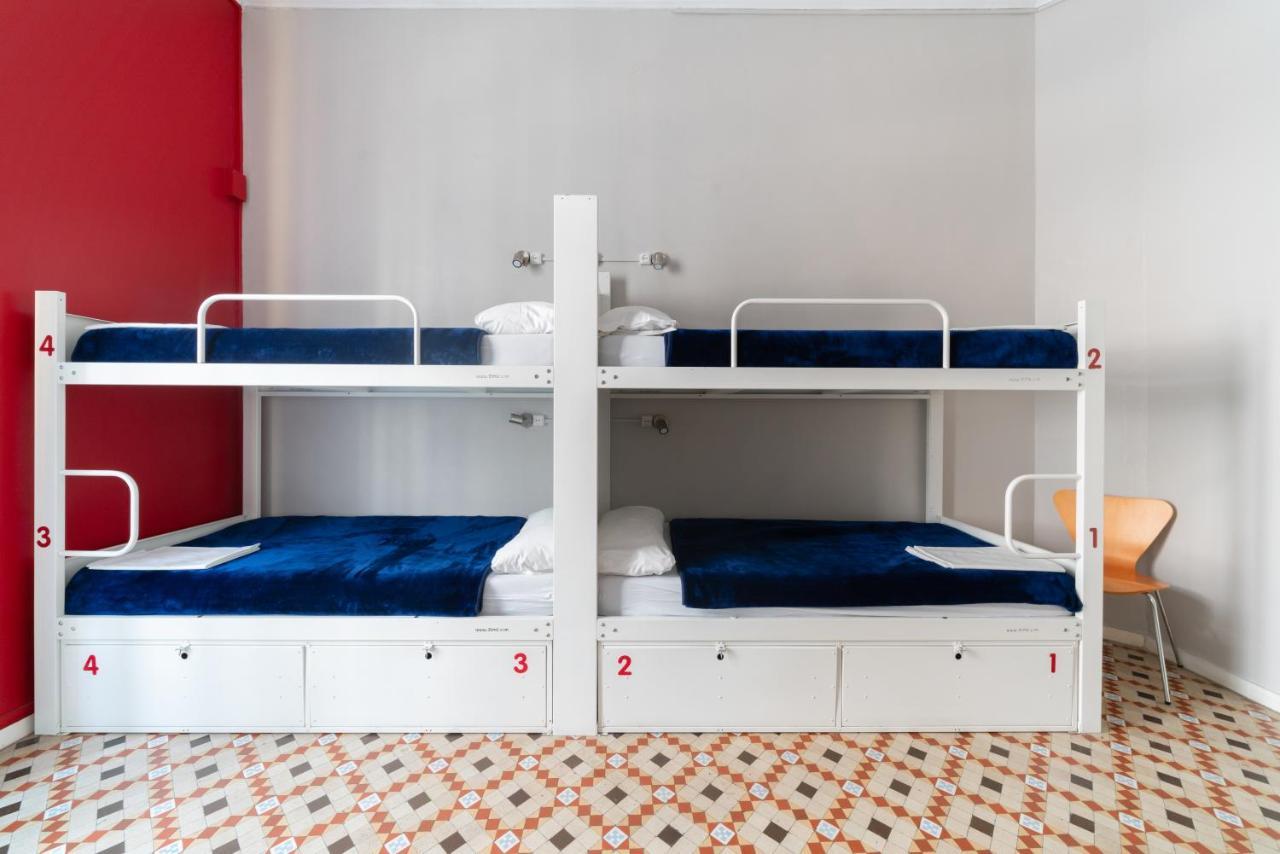 Red Nest Hostel Valencia Exteriör bild