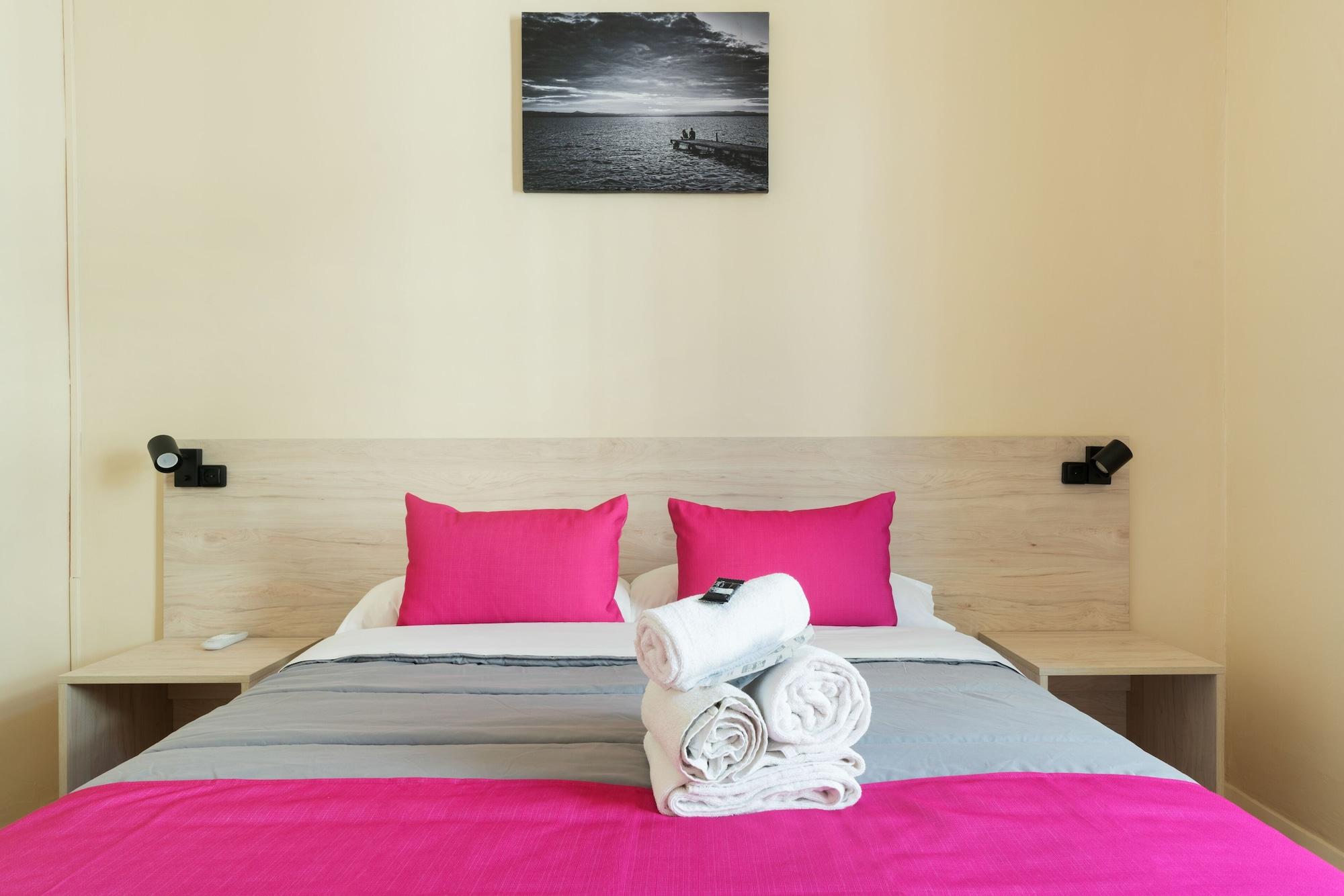 Red Nest Hostel Valencia Exteriör bild